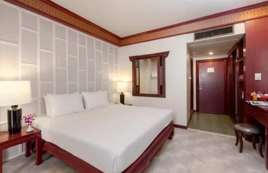 The Top Patong Resort ภายนอก รูปภาพ